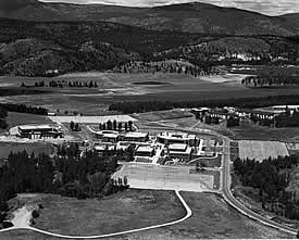 UBC Okanagan campus -- aerial view looking west (2005)