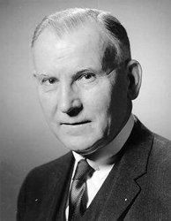 Link to Image of Dr. Donald H. Williams (1907-1999)